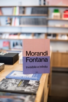 Catalogo della mostra Morandi e Fontana. Invisbile e Infinito
